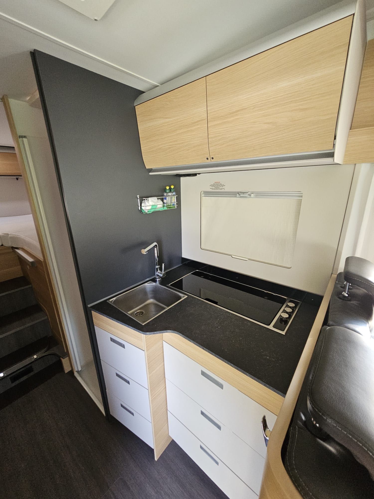 Wynajem Kampera Kraków Adria Matrix 670 SL + Gas Bank / wolne terminy