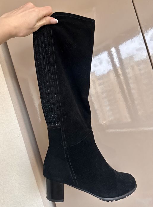 Замшеві сапоги із стразами