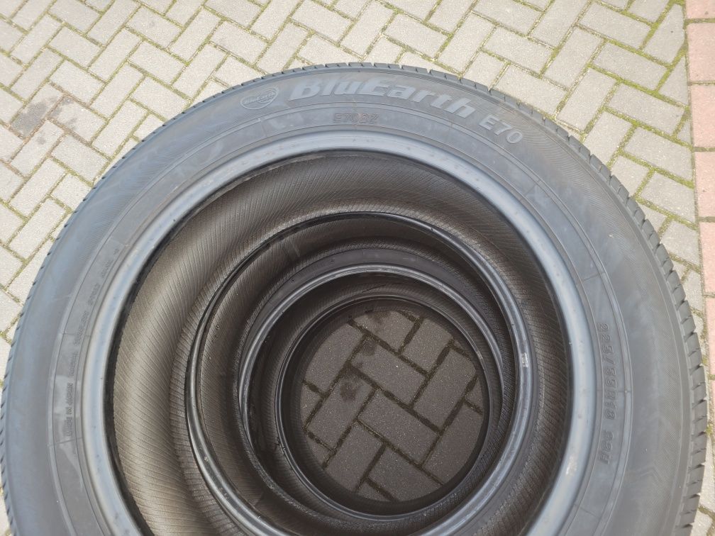 Komplet Opon Letnich YOKOHAMA BLUEARTH 225/55 R18 6mm Dot 19