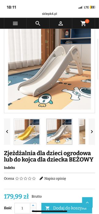 Plastikowa zjeżdżalnia