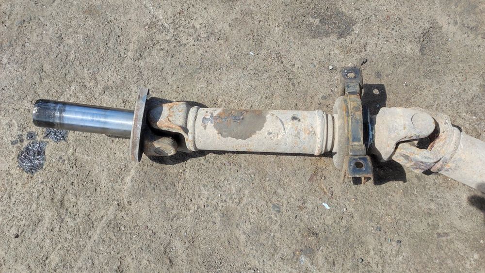 Задній Кардан Nissan Navara D22 2.5 Diesel