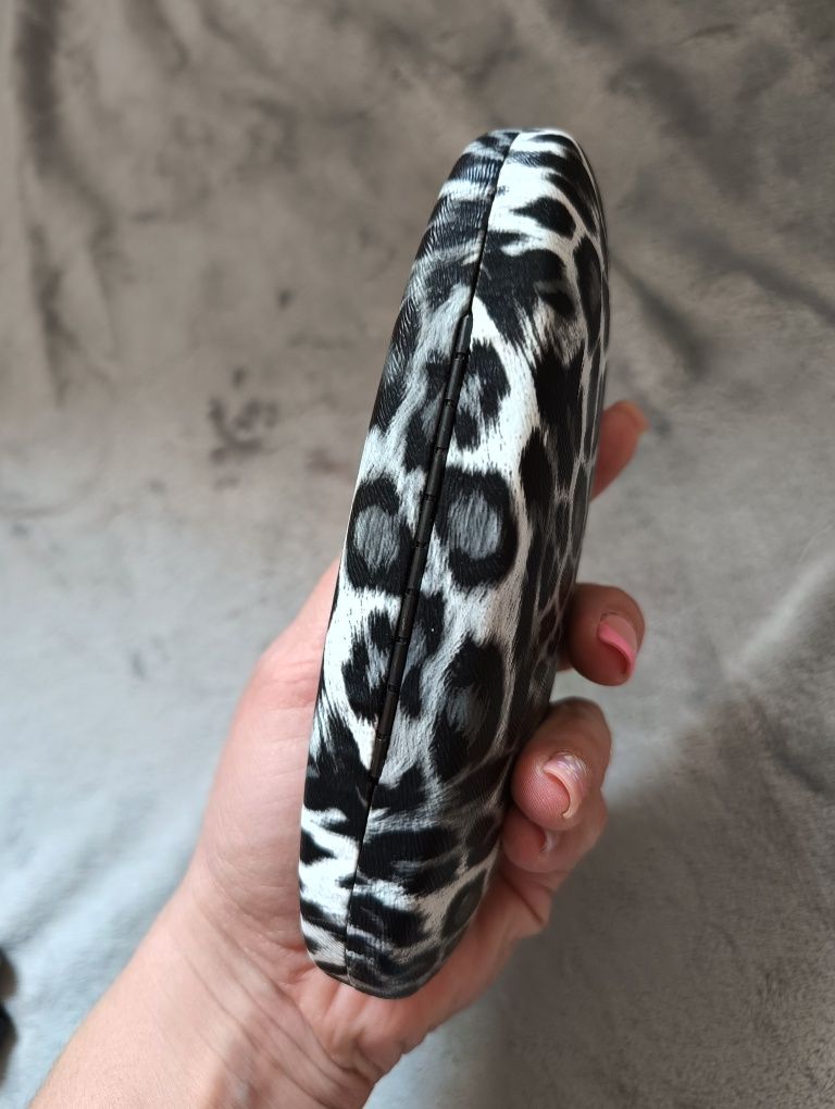 Nowe etui na okulary panterka!