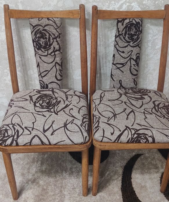 Продам стільці б/у