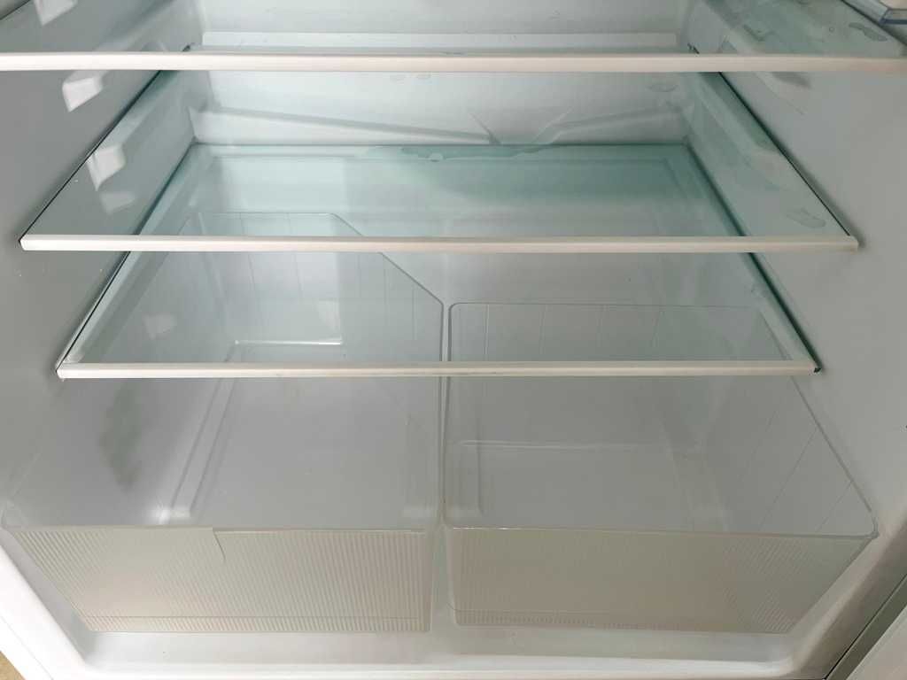 Lodówka chłodziarka podblatowa Siemens 82-85 cm, KT16LV11, 137 l. A++