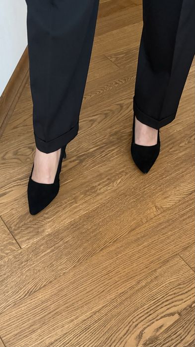 жіночі замшеві чорні туфлі лодочки човники 41 26.5 см