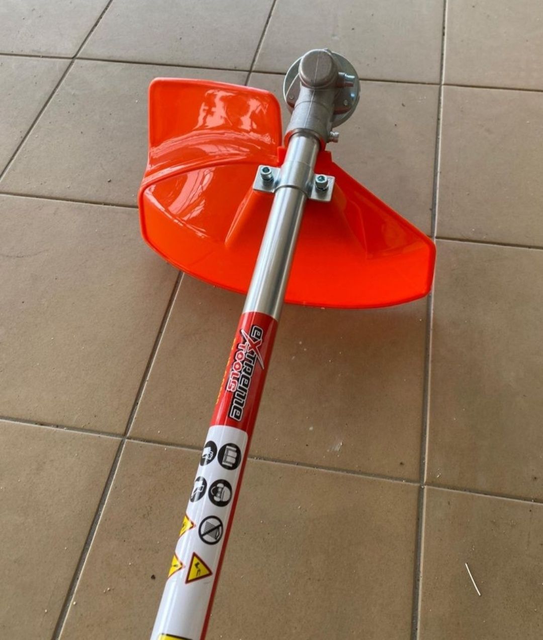 Roçadora a Gasolina 52cc 6 em 1