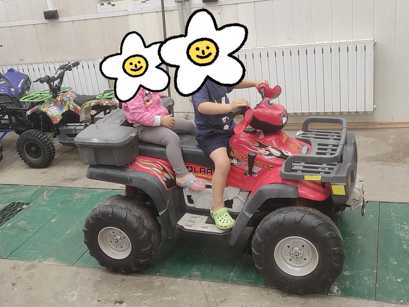 Quad elektryczny Peg perego polaris