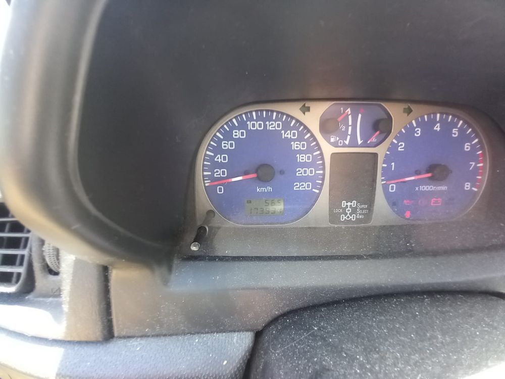 Mitshubishi Pagero Pinin a gasolina