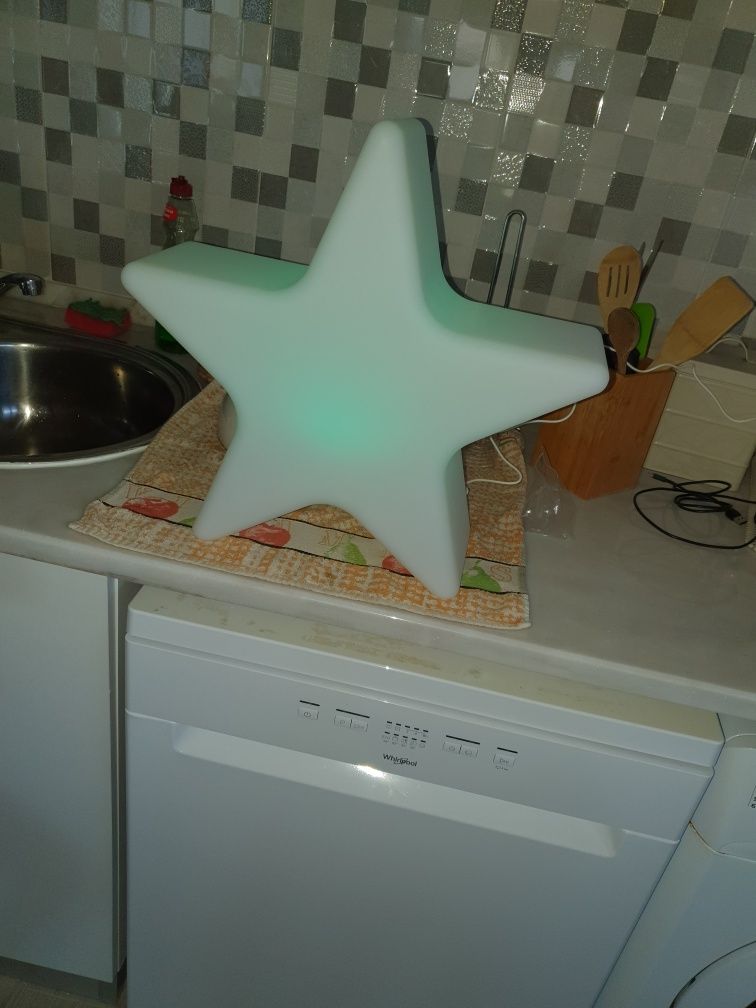 Vendo estrela iluminada por led,multi-côr