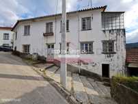 Moradia 2 Pisos., Arrumos e logradouro - CAVA - Oleiros