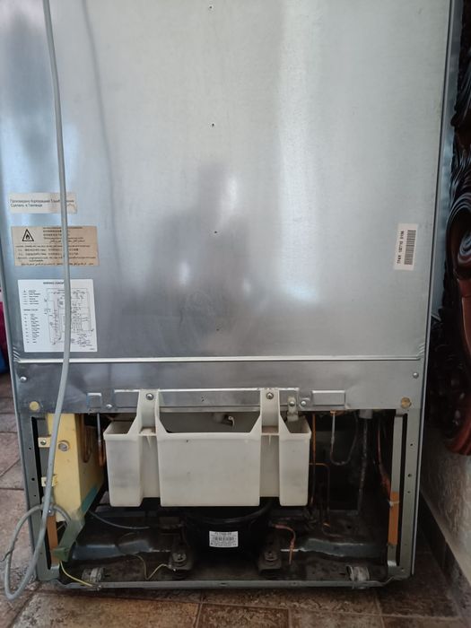 Холодильник Toshiba NoFrost