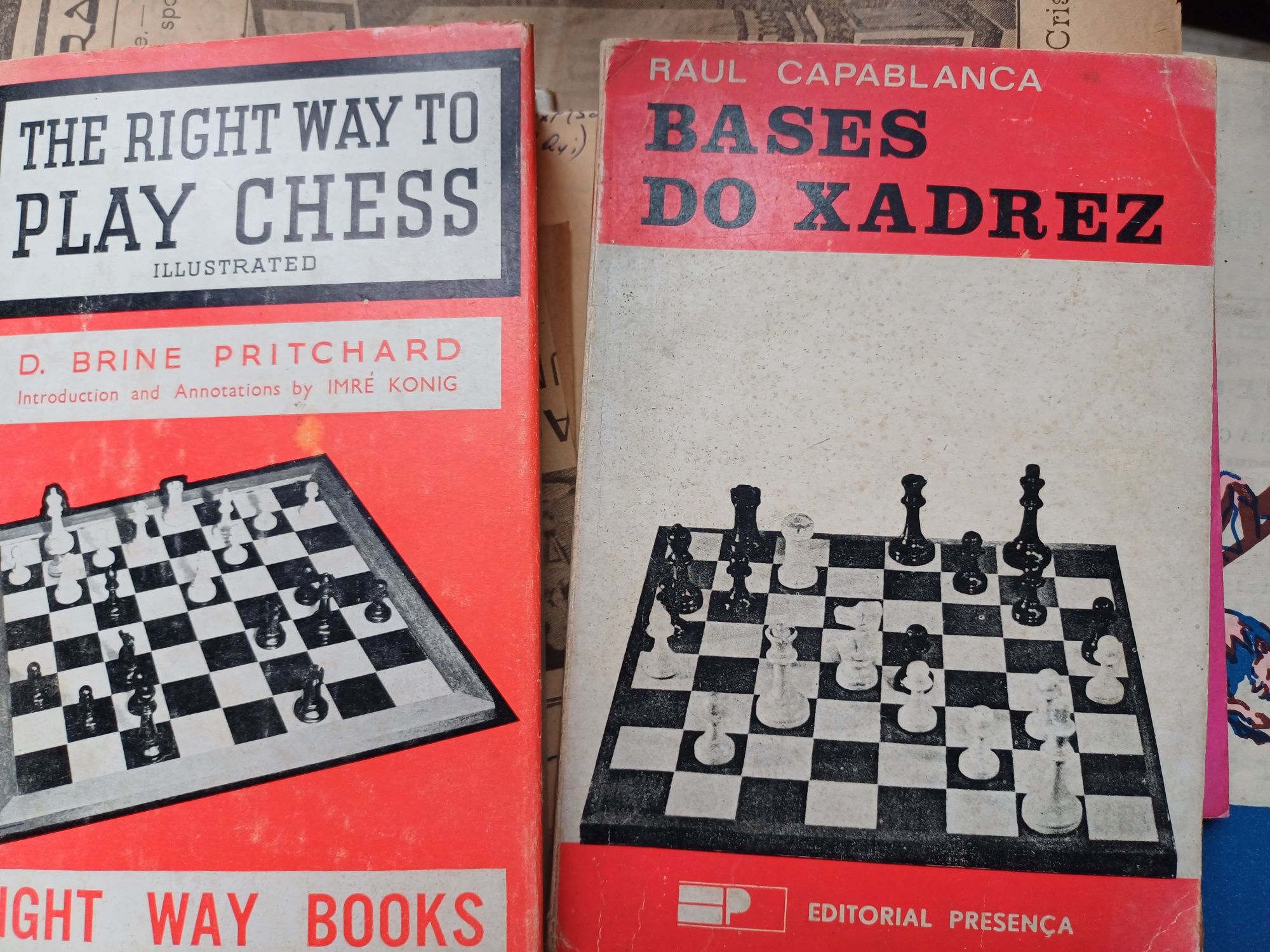 Livros e revistas de xadrez