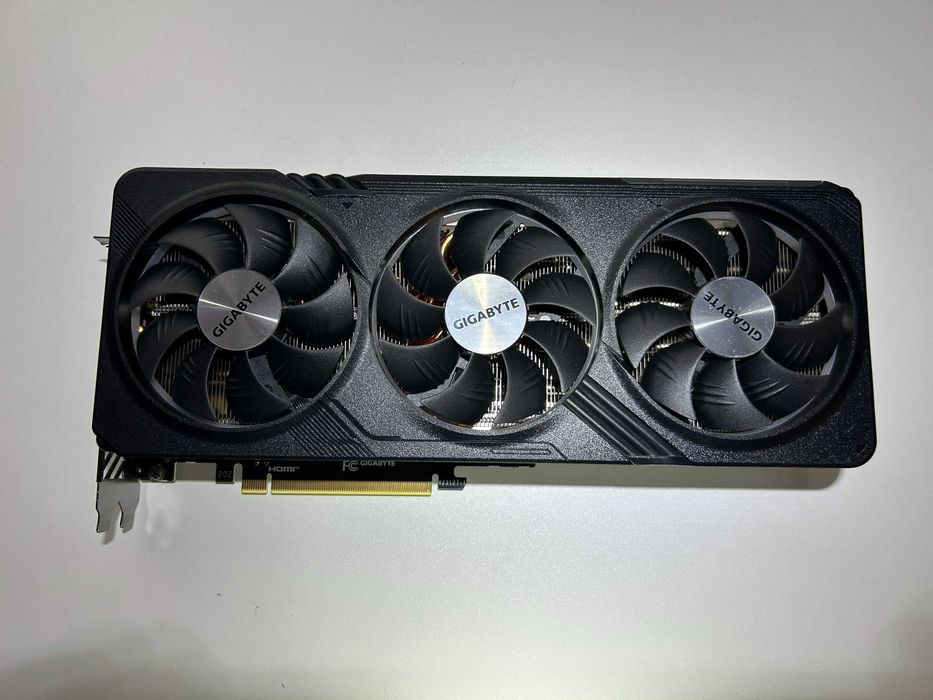 Відеокарта GIGABYTE GeForce RTX4070 SUPER 12Gb GAMING OC з гарантією
