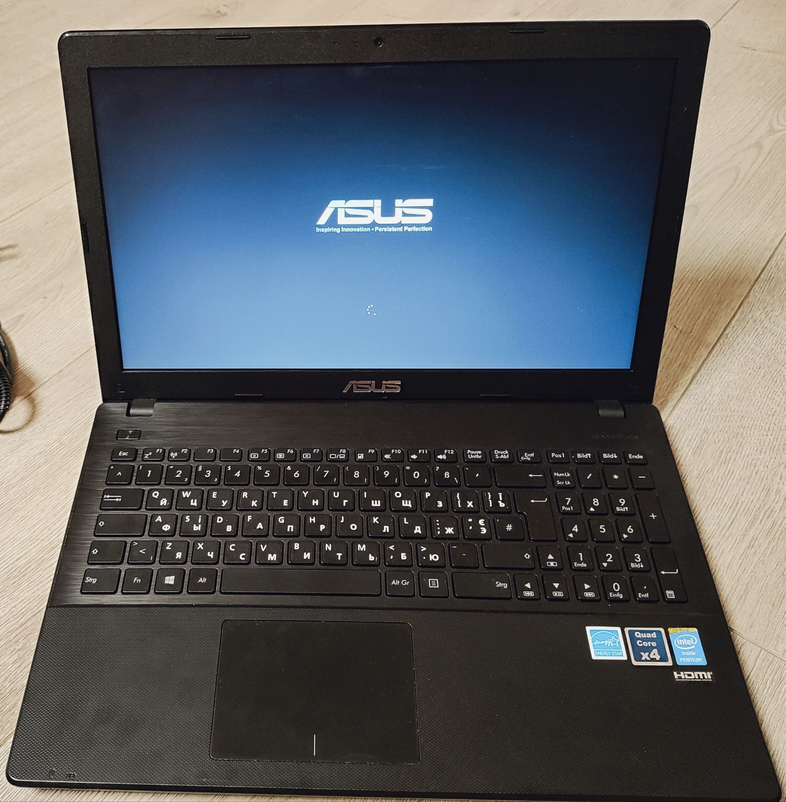 Продам ноутбук повністю робочий ASUS