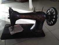 Máquina de costura Singer