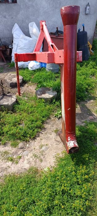 Pługo układacz do melioracji węży