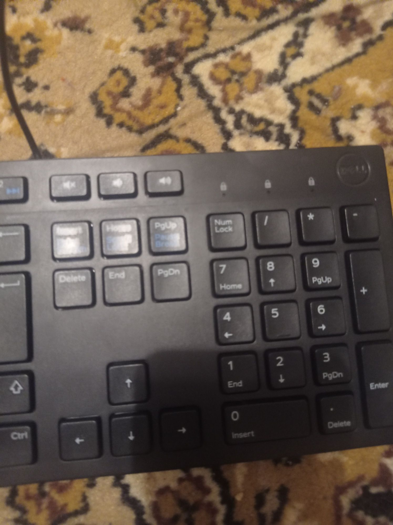 Клавіатура провідна новенька