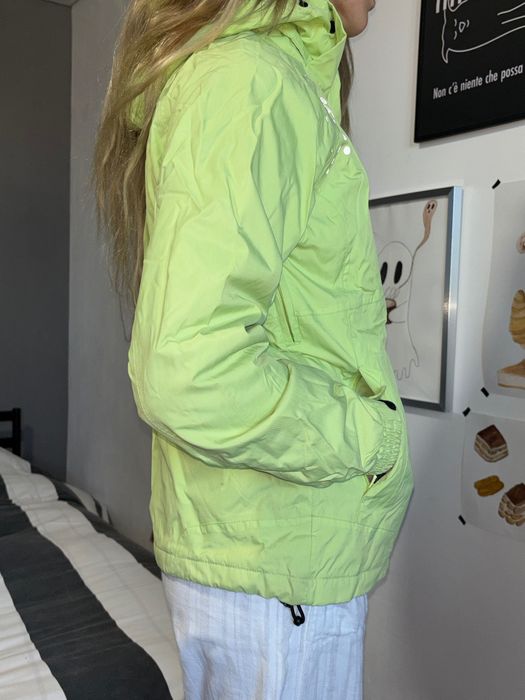 Куртка лижна , куртка трекінгова з захистом від вітру та води