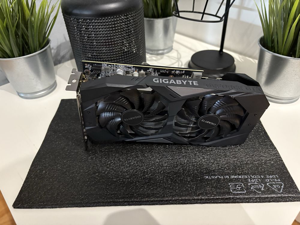 Karta graficzna NVIDIA GeForce GTX 1660 6GB
