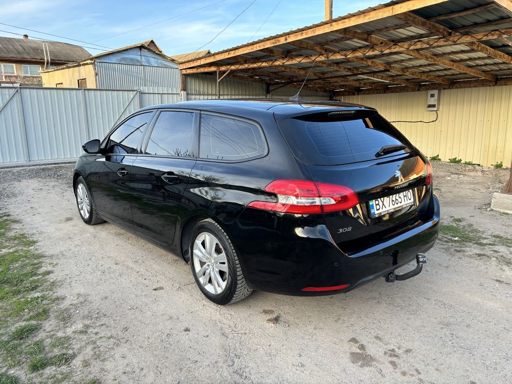 Peugeot 308, Пежо