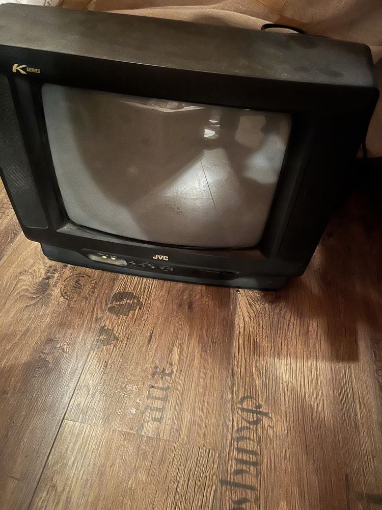 Продам телевізори