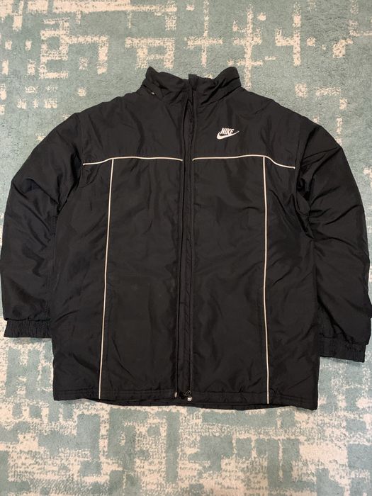 Nike Чорна Куртка