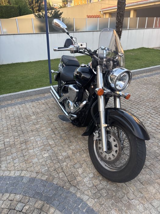 Suzuki intruder c800
