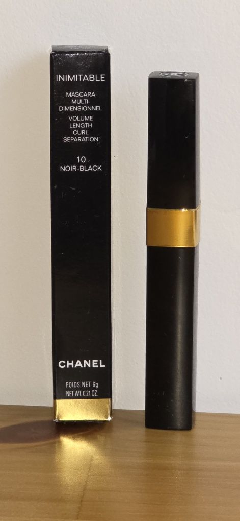 Máscara da Chanel