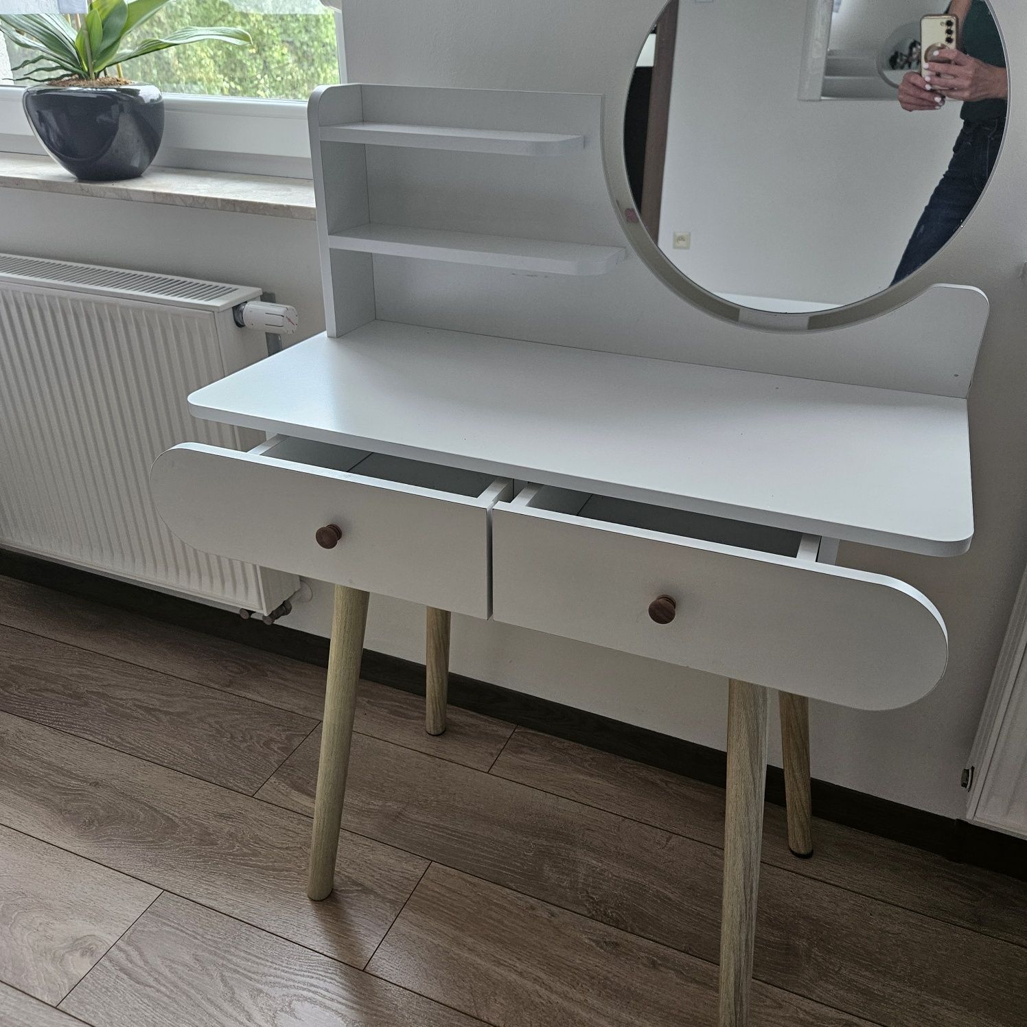 Toaletka biała Scandi
