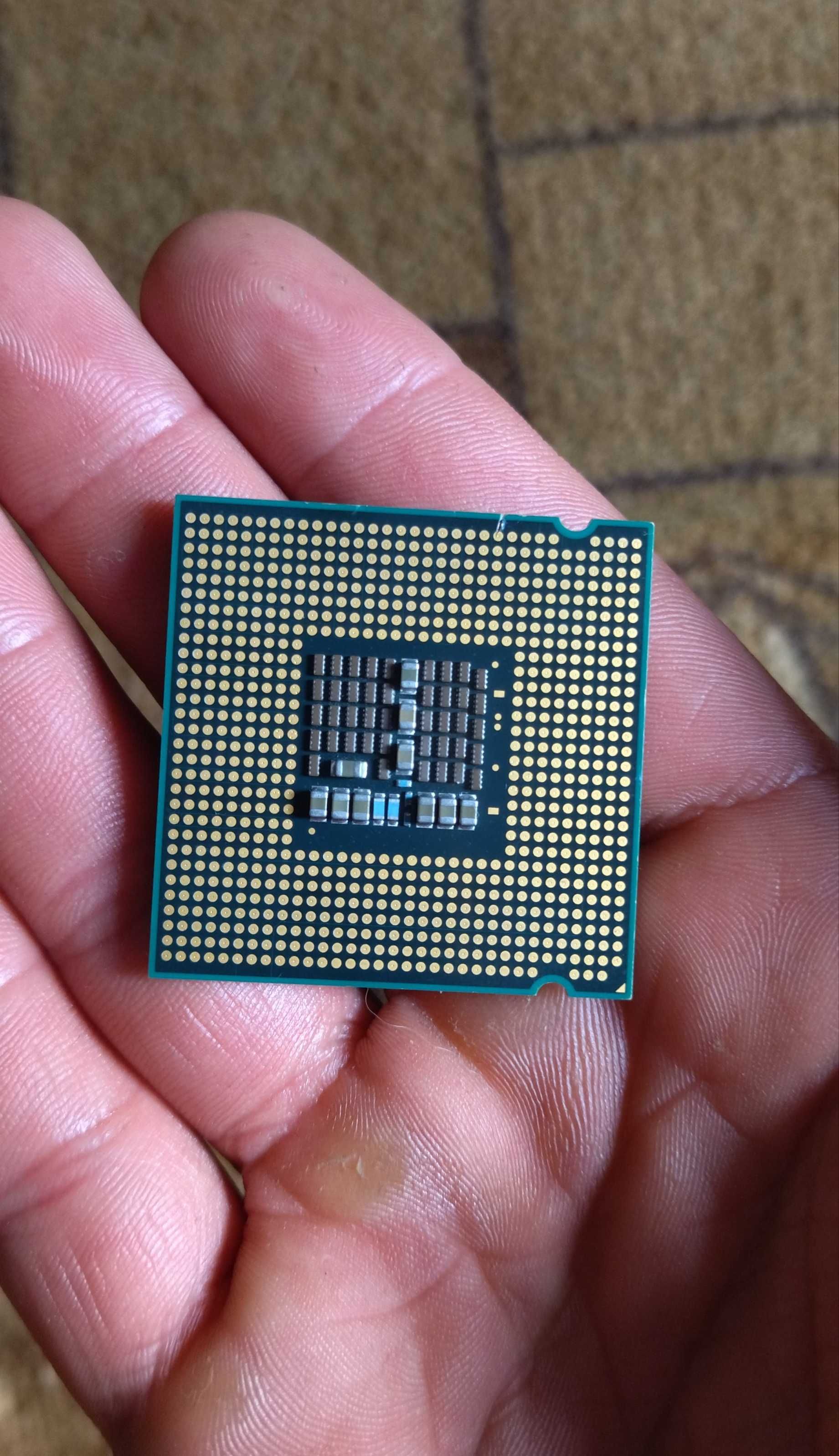 Продаю процесор Intel Core 2 Quad Q6600 2.4GHz