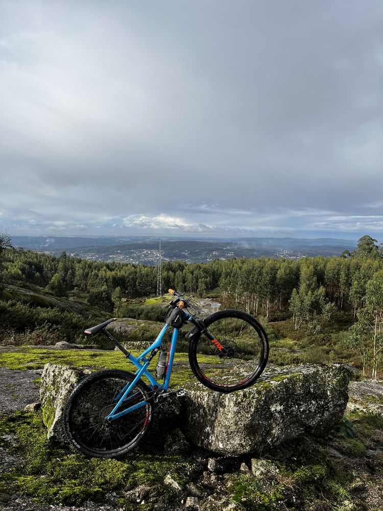 Bicicleta de xco bh lynx Carbon race 29”