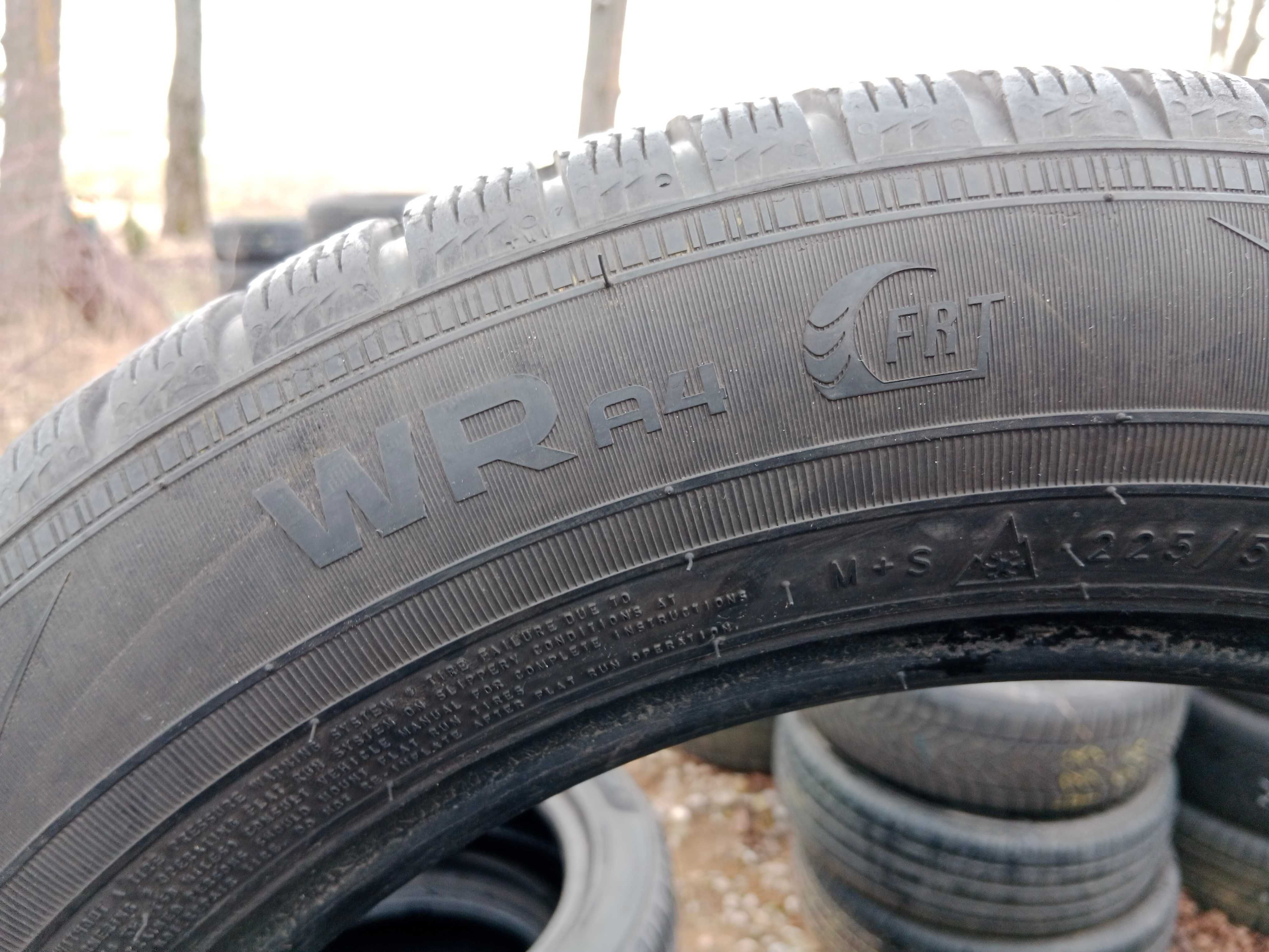 Opona używana 225/55R17 Nokian WR A4 FRT 1szt.