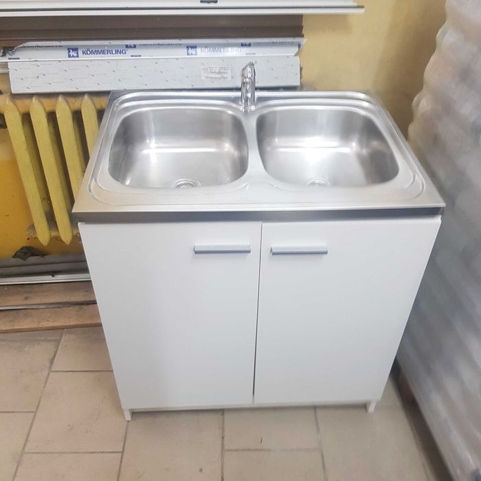 umywalka z szafką i baterią  nowa