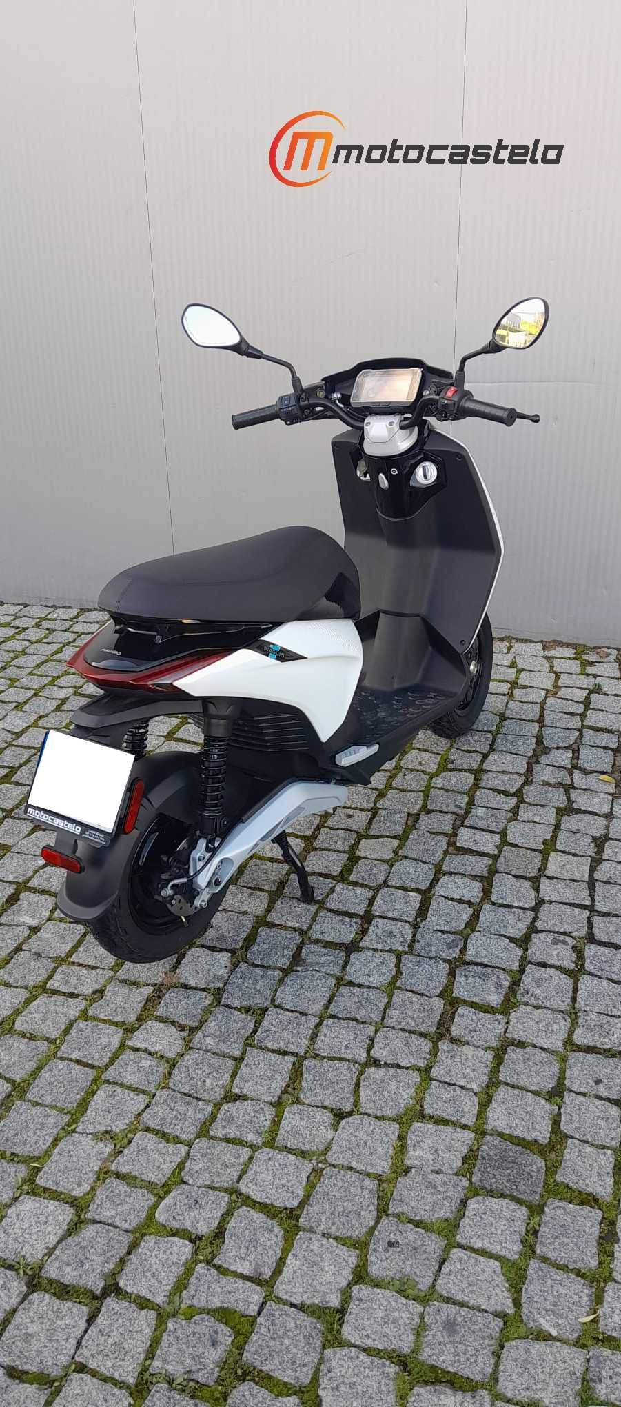 Piaggio 1+ Active Elétrica