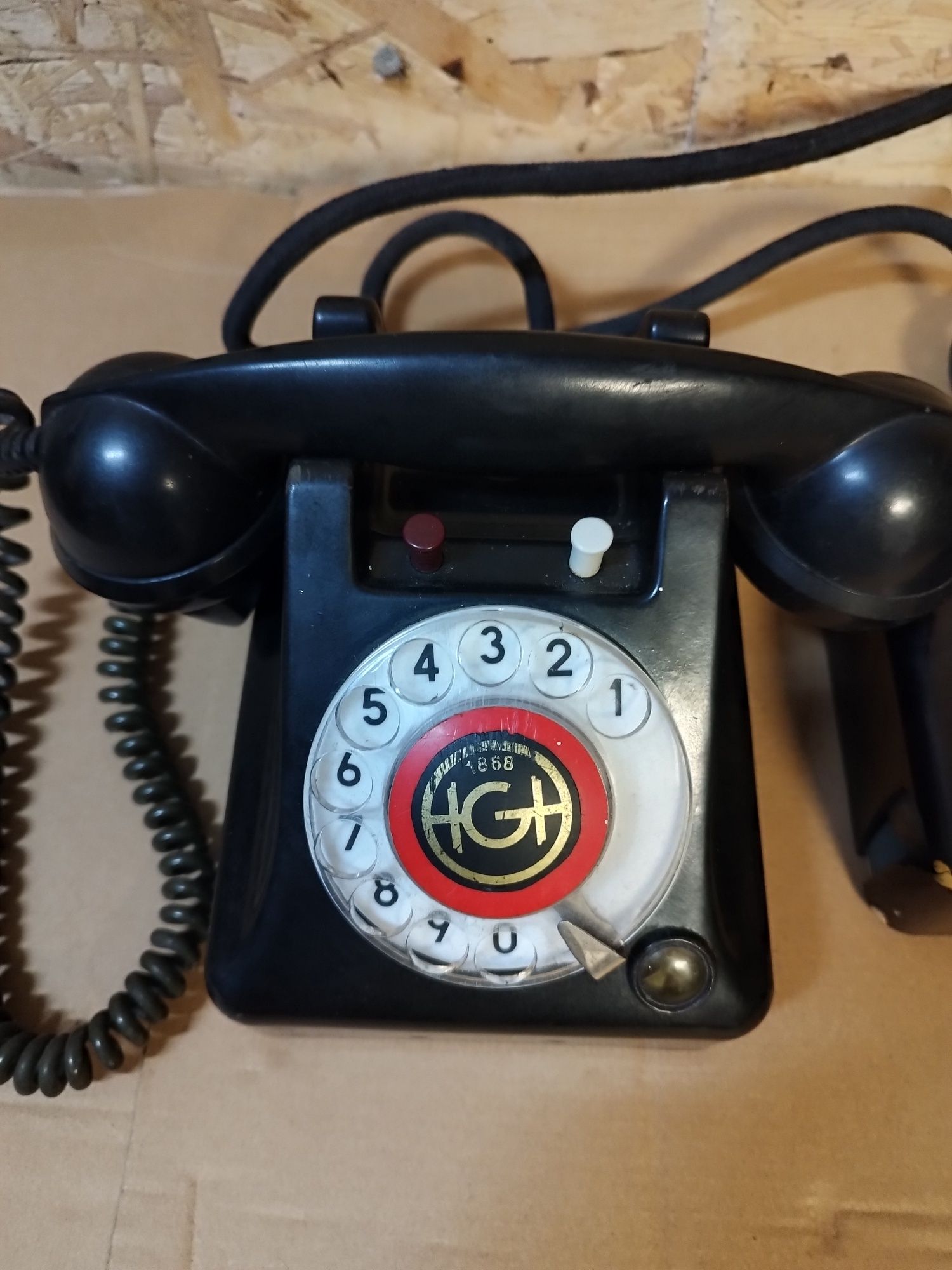 Telefon tarczowy zabytkowy