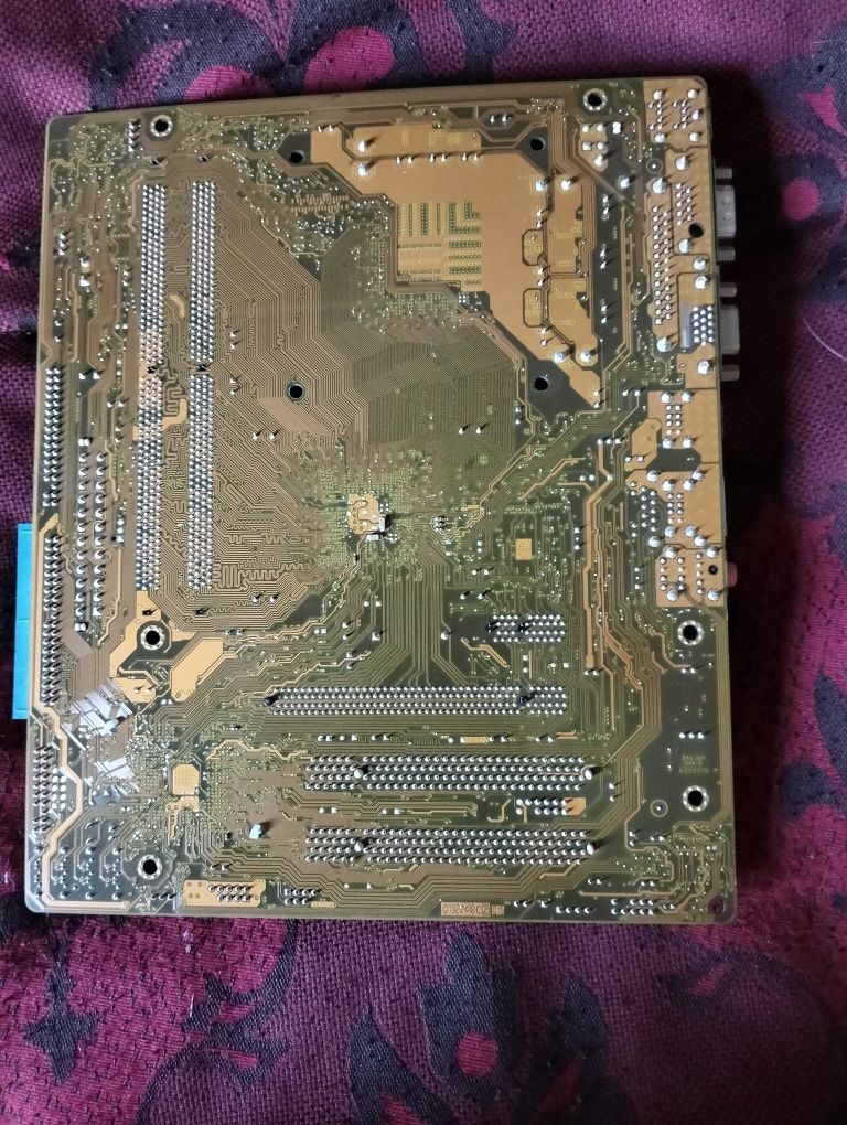Mainboard Asus P5L-MX непрацююча
