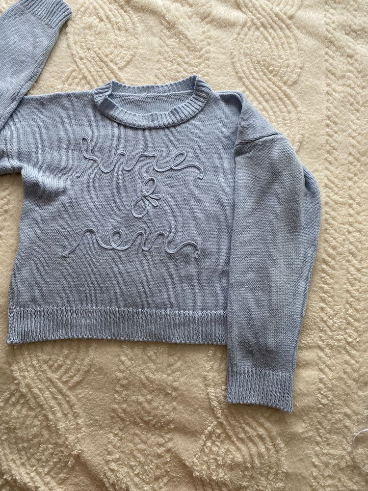 Błękitny sweter damski S/M