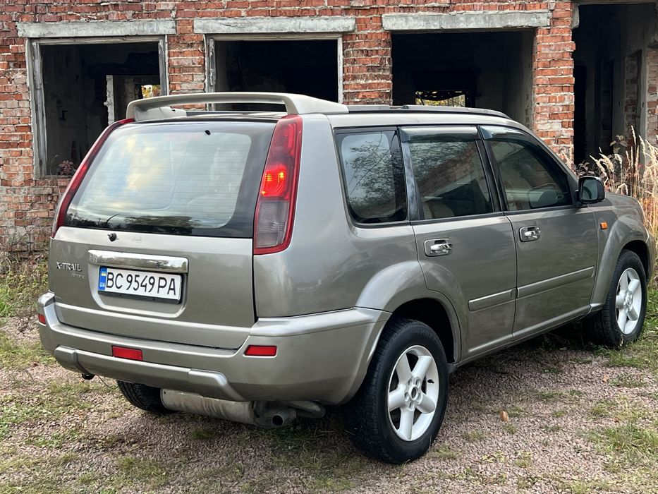 Nissan Xtrail 2.2дизель 4х4