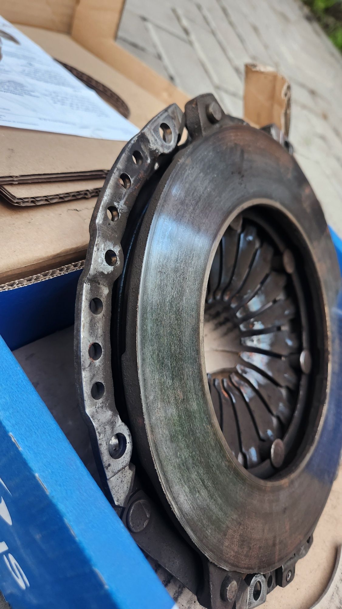 Корзина та диск щеплення Audi a4b8 2.0 tdi 3000970072 SACHS корзина +д