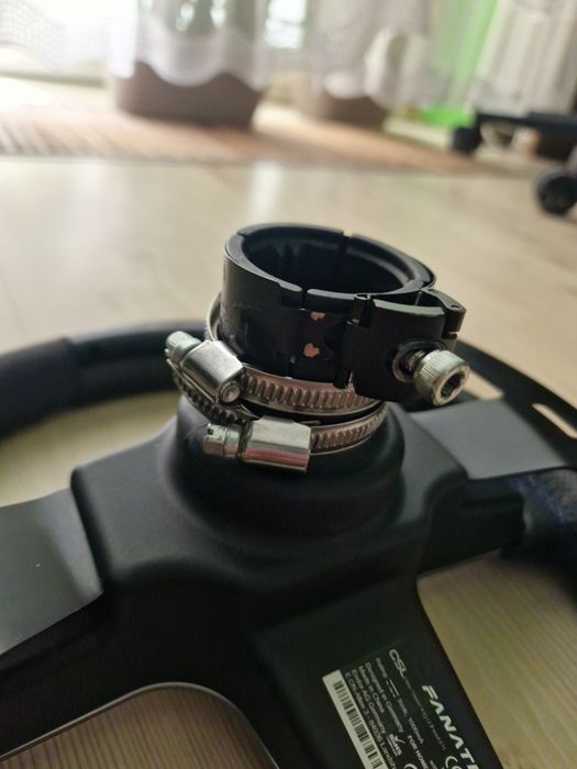 Baza i kierownica Fanatec clubsport CSW v2.5 Fanatec CSL Elite P1