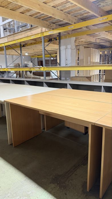 Розпродаж столи дсп