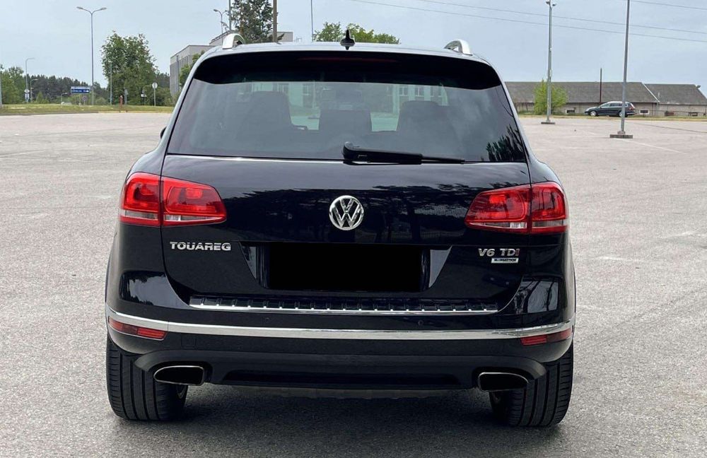 Продаю Volkswagen Touareg 2016 року