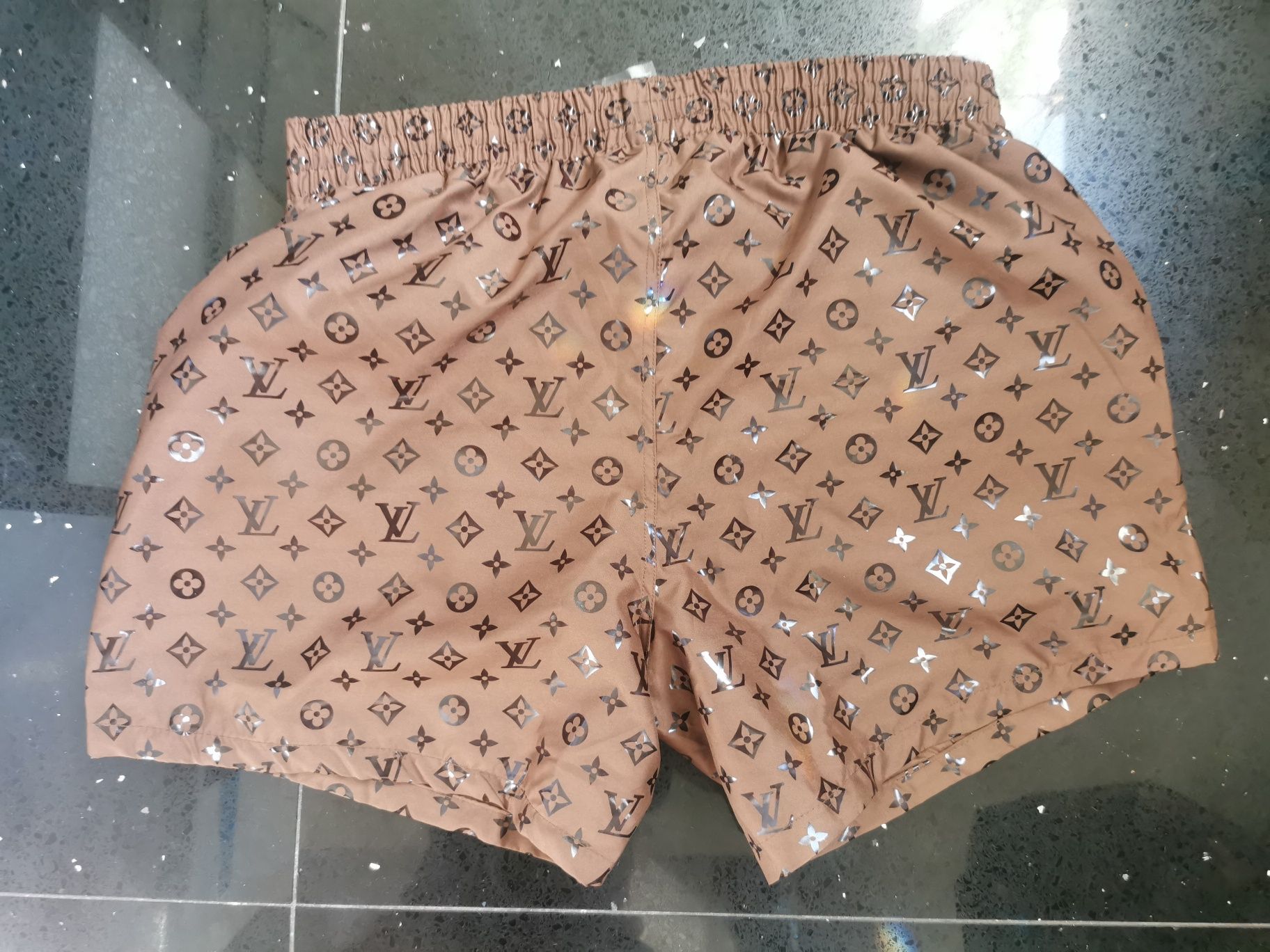 Spodenki LV Louis Vuitton roz. S i M nowe brąz