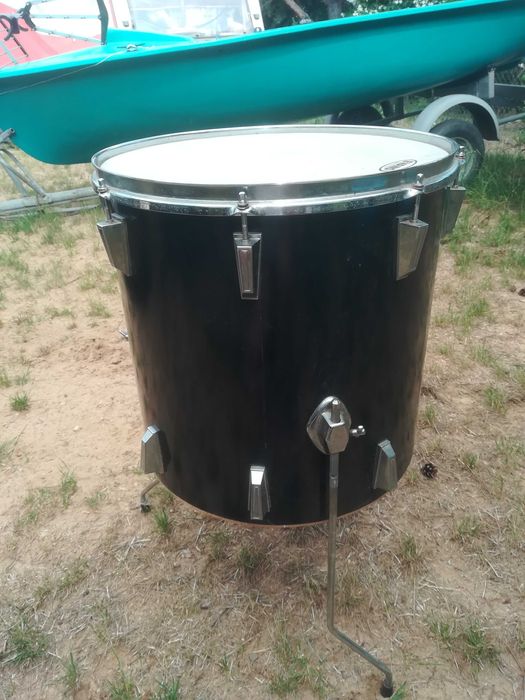 Bęben kibica 16''+pałka-kocioł-potężne brzmienie-dobry na mecze!