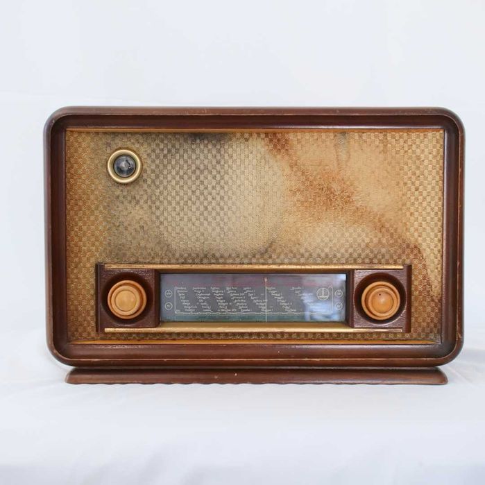 Rádio Paillard 4310 (antigo, anos 50)