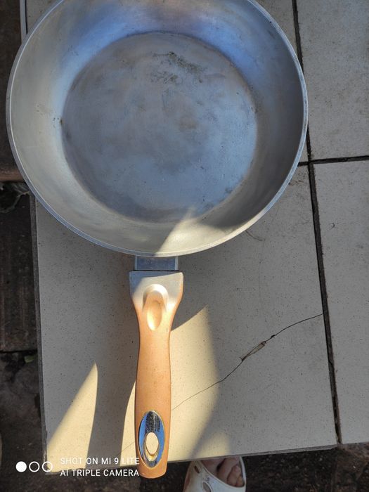 Продам сковороду для дома