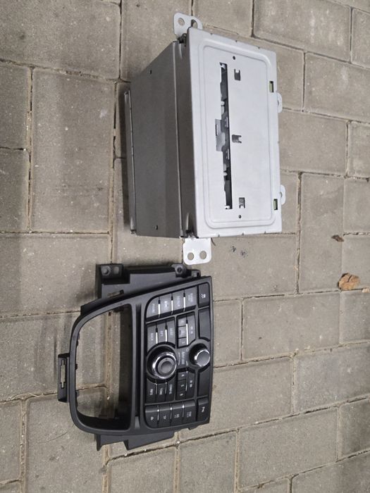 Radio navi600  opel astra j