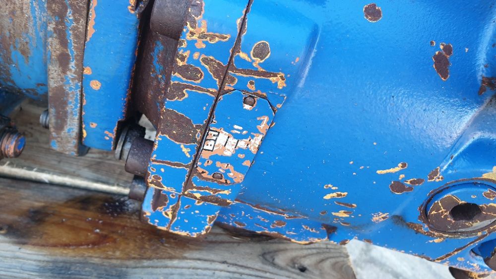koparka liebherr A 902 A 900 skrzynia rozdzielcza hydromotor 91r
