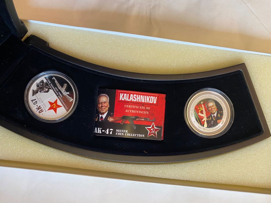 Набір монет «60 років Калашникова». Повний комплект.