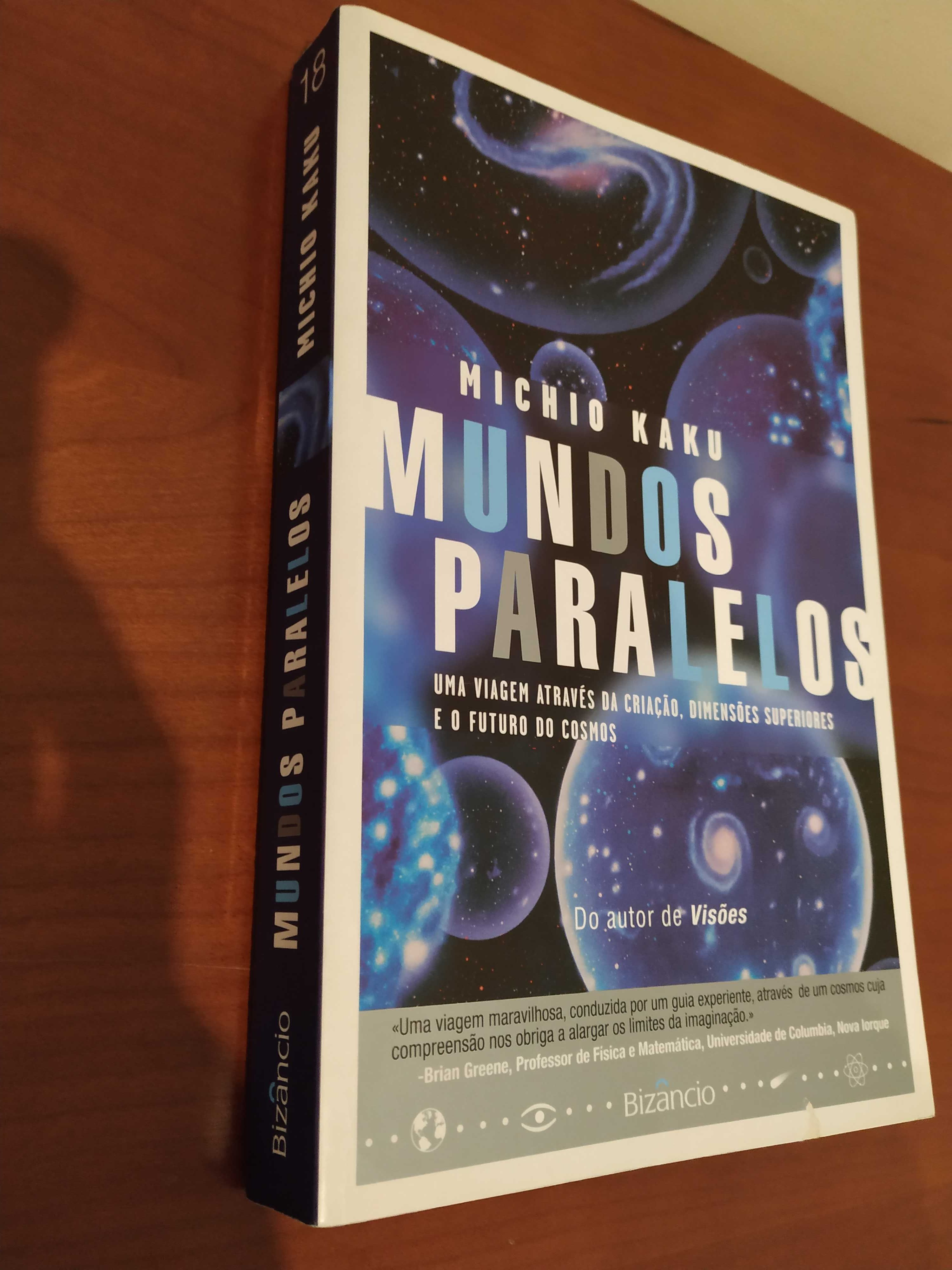 Livro "Mundos Paralelos"